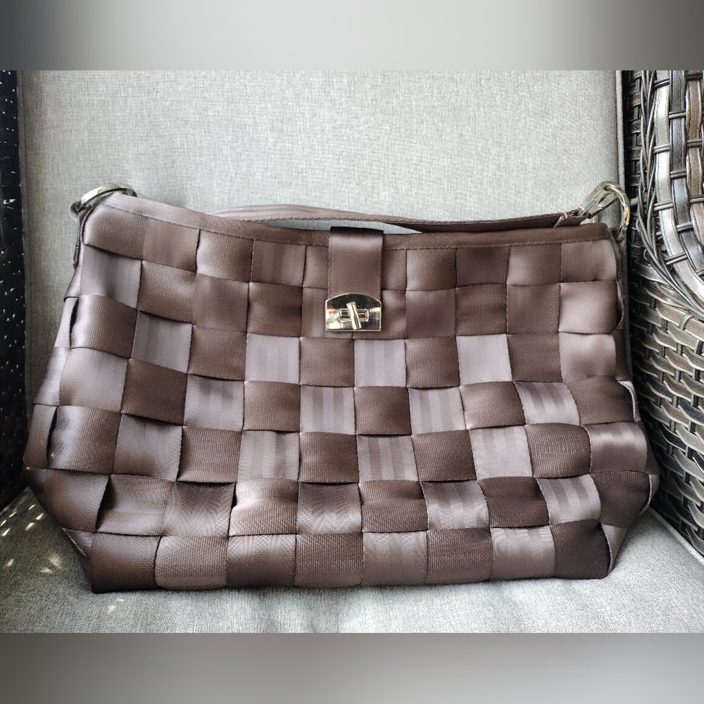 Large carriage hobo shoulder tote